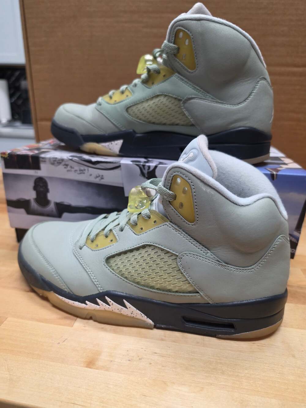 Jordan 5 Retro Jade Horizon Mens Size 10.5